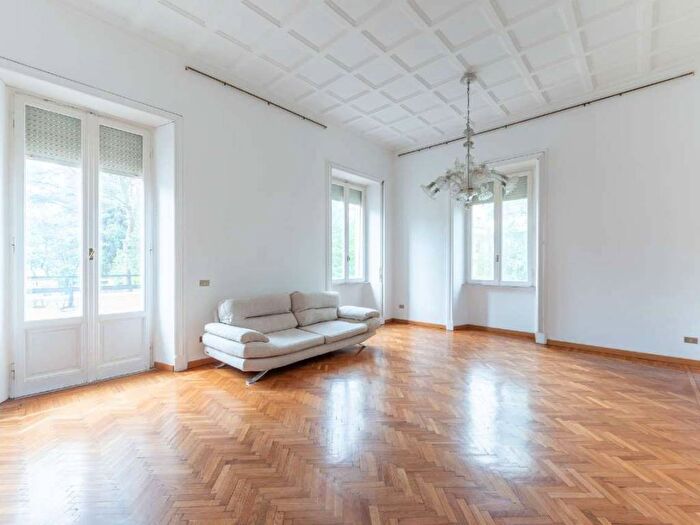 Appartamento con 5 locali in affitto in via Bruxelles, Pinciano Villa Ada, Roma