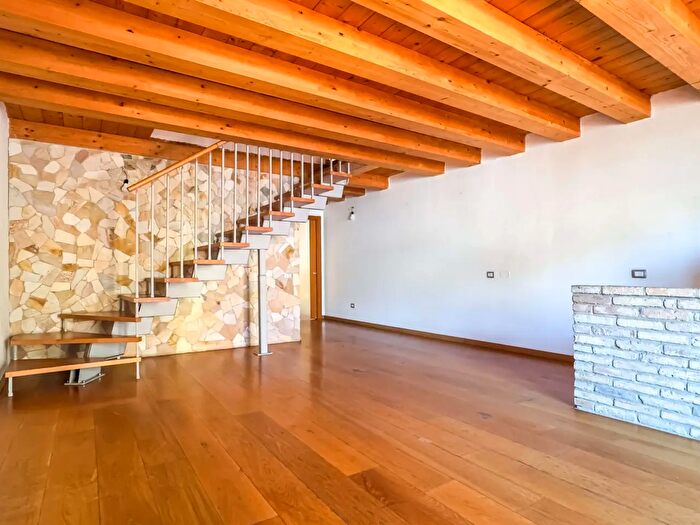 Appartamento quadrilocale in vendita in Viale SantAvendrace, Cagliari