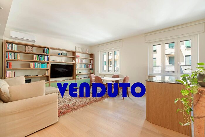 Appartamento bilocale in vendita in Via Alserio, Milano