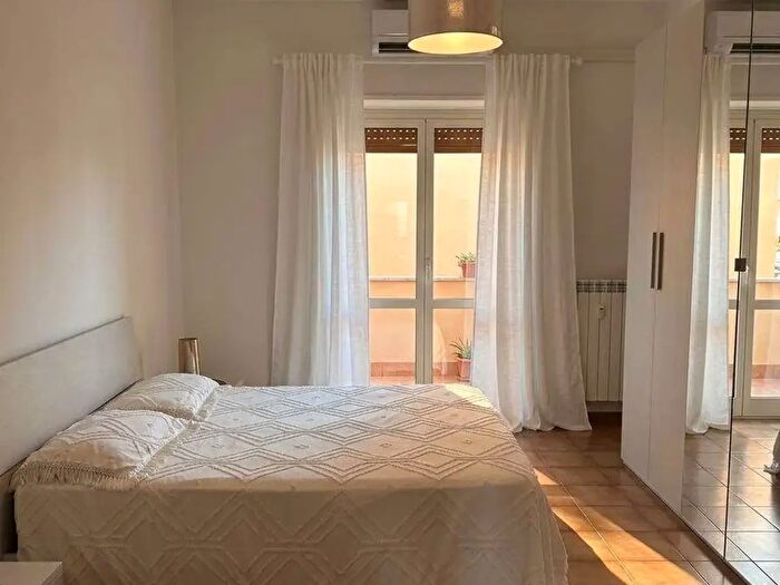 Casa trilocale in affitto in Via Migiurtinia, Roma