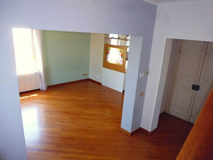 Appartamento quadrilocale in affitto in Via Gerolamo Tiraboschi, Viali, Modena