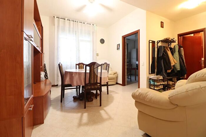 Appartamento con 5 locali in vendita in Via Lombardia, Mantova