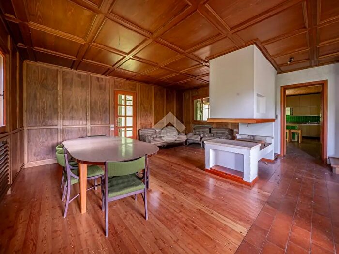 Casa con 8 locali in vendita in Villaggio Moar, Lavarone
