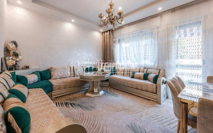 Appartamento con 5 locali in vendita in Via Sirano Mastellari a, Pieve Di Cento