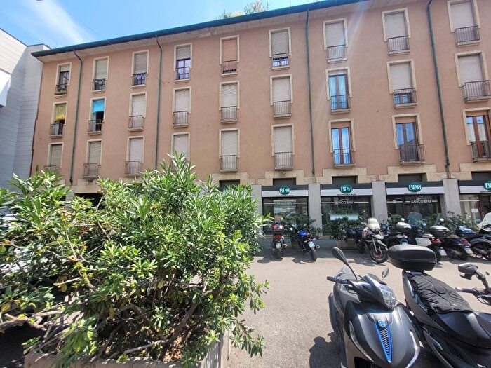 Appartamento bilocale in affitto in Via Fiori Chiari, Brera, Milano