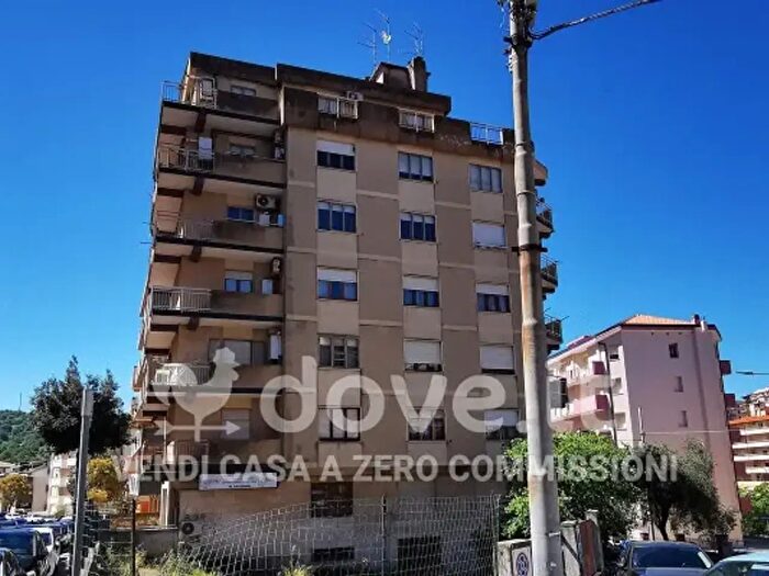Appartamento quadrilocale in vendita in Via Mughina, Nuoro