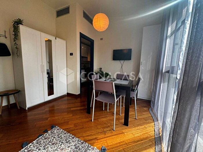 Appartamento monolocale in affitto in Via Sannio, Lodi Brenta, Milano