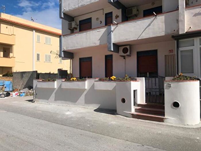 Appartamento trilocale in vendita in Via Torre Forte, Furnari