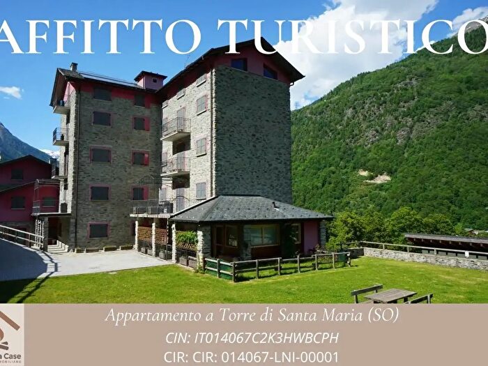 Appartamento quadrilocale in affitto in Torre Di Santa Maria