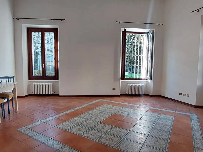 Appartamento con 6 locali in affitto in Via Bartolomeo Zucchi, Monza