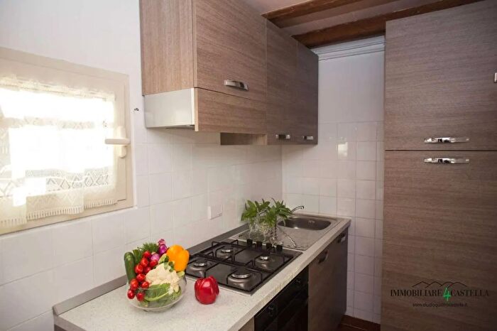 Casa quadrilocale in vendita in Albinea