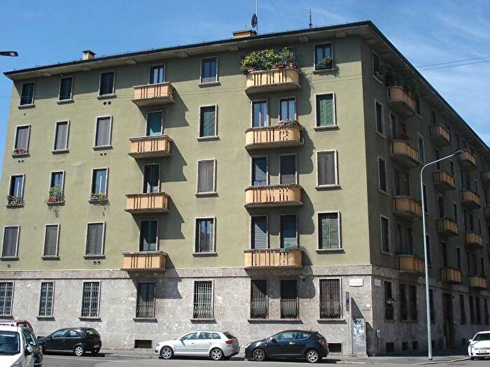 Appartamento bilocale in affitto in Via Tertulliano, Lodi Brenta, Milano