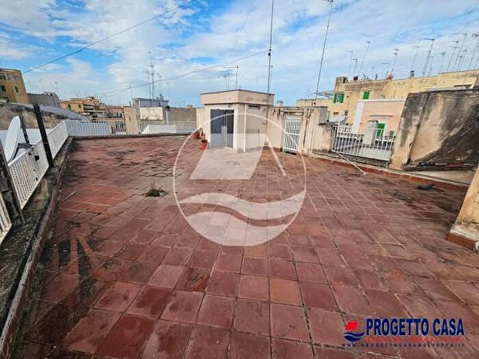 Appartamento con 6 locali in vendita in Corso Margherita di Savoia, Molfetta