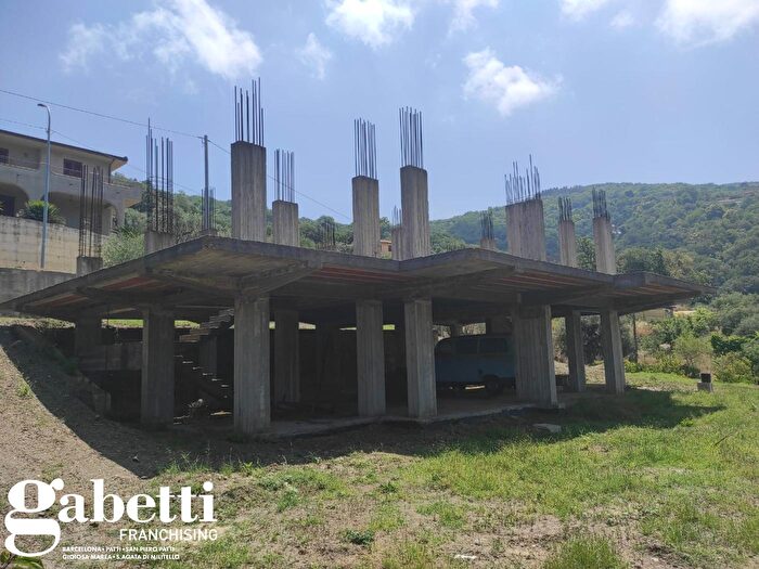 Casa con 5 locali in vendita in Cda San Francesco Snc, Gioiosa Marea