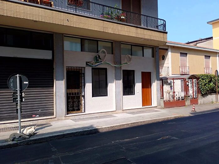 Appartamento monolocale in affitto in Via Arno, Rozzano