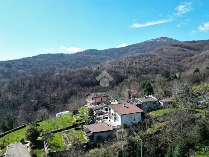 Casa con 5 locali in vendita in Via Olmetto, Bagnolo Piemonte