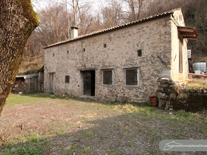 Casa trilocale in vendita in Miane