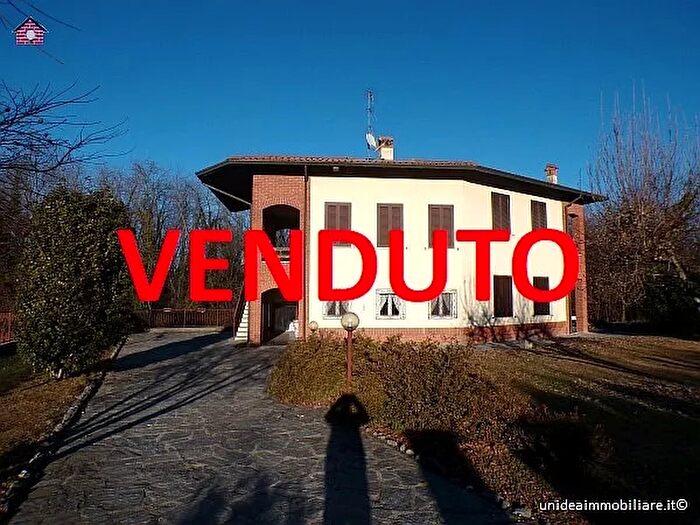 Casa in vendita in Travedona Travedona Monate Varese Lombardia Italia, Travedona Monate