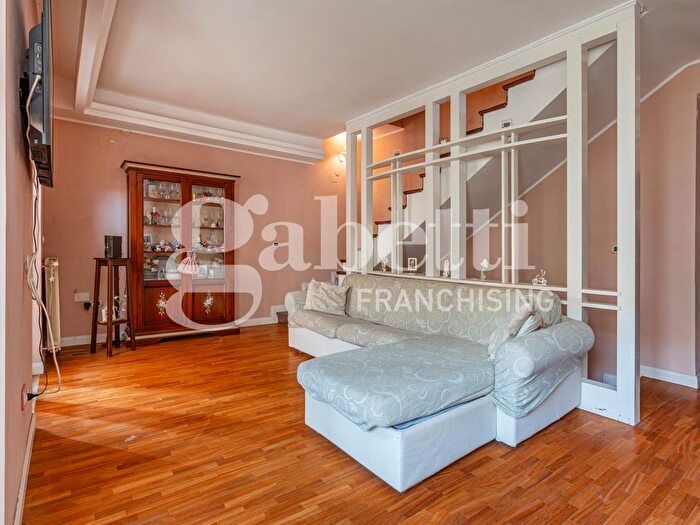 Casa con 5 locali in vendita in Corso Italia, Villaricca