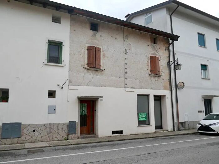 Casa trilocale in vendita in Spilimbergo