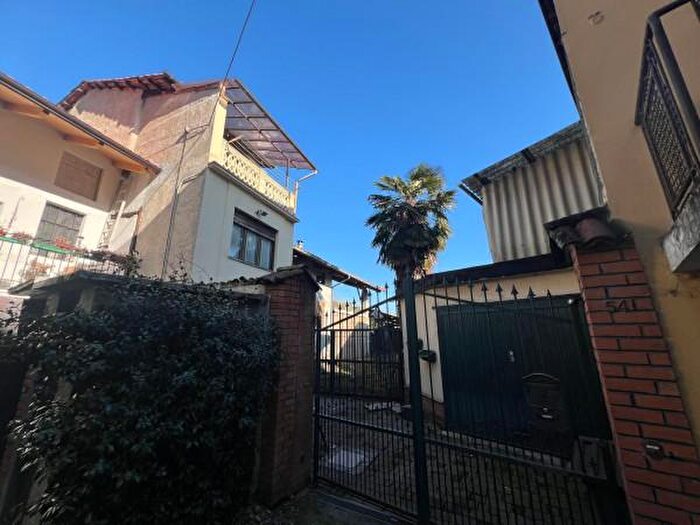 Casa quadrilocale in vendita in Via Umberto I, Colleretto Giacosa