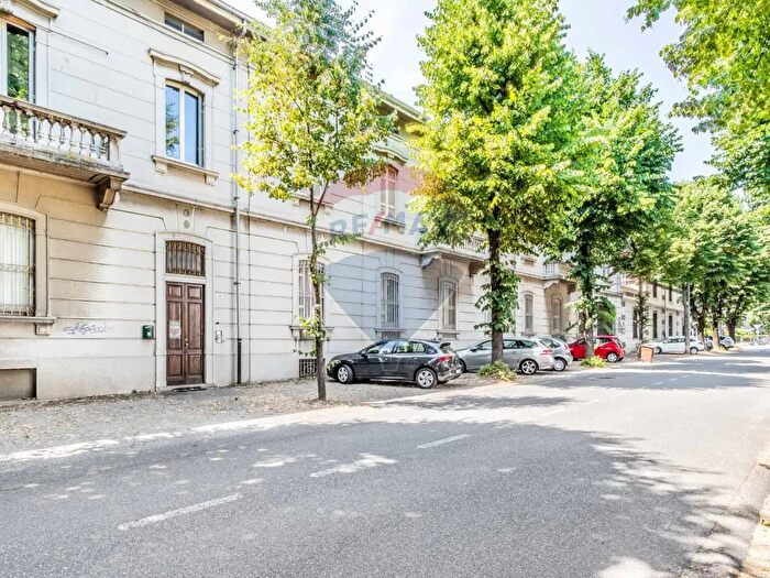 Appartamento trilocale in vendita in Corso Leonardo da Vinci, Gallarate