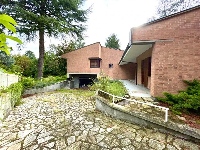 Casa con 8 locali in vendita in Via Valle Balbiana, Pino Torinese