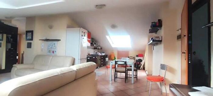 Appartamento trilocale in vendita in Via San Nicolò SNC, Aci Catena