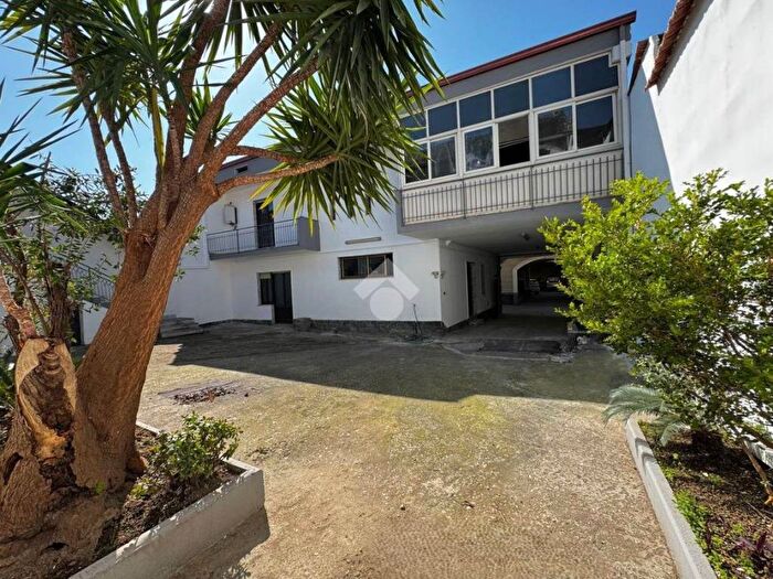 Casa con 6 locali in affitto in Via Romaniello, TrentolaDucenta