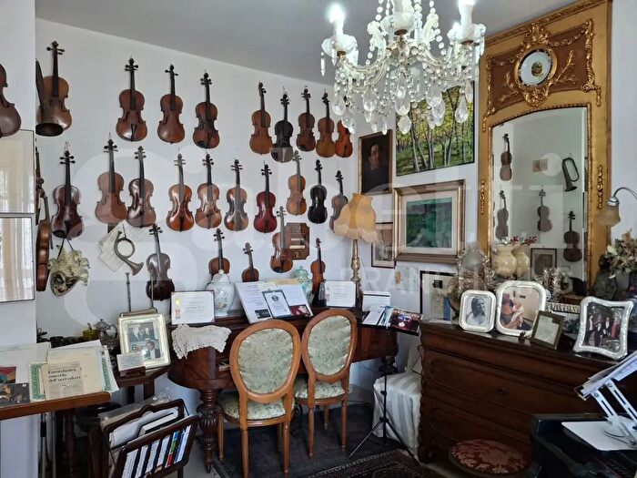 Case in Vendita e in Affitto - 3