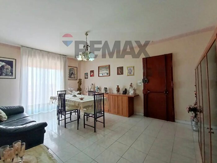 Appartamento quadrilocale in vendita in Viale Grimaldi, Catania