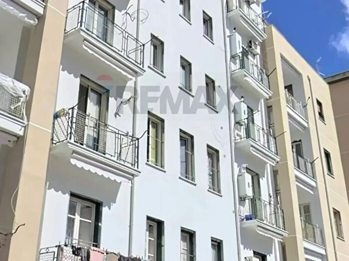 Appartamento con 5 locali in affitto in Via Calabria, Caltanissetta