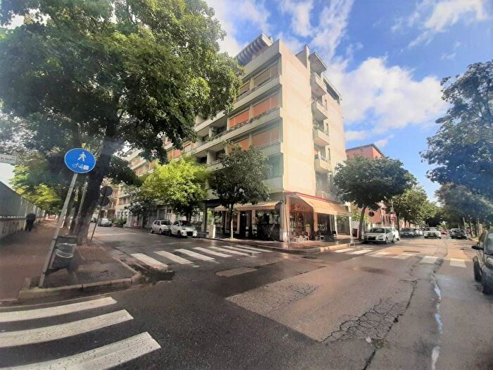 Appartamento trilocale in affitto in Via Luigi Settembrini, Corso Trieste, Caserta