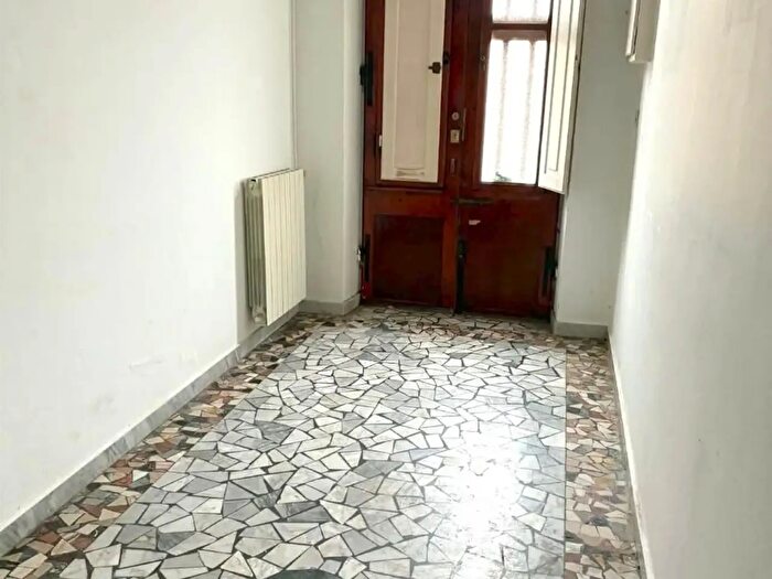 Appartamento con 5 locali in vendita in Viareggio