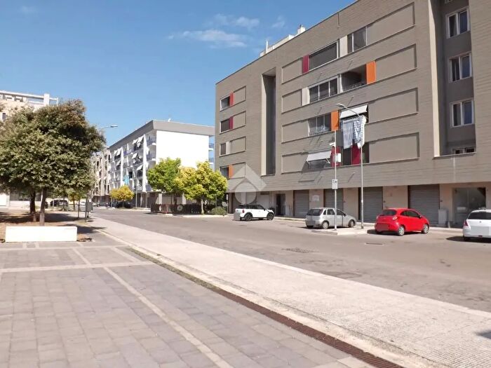 Appartamento quadrilocale in vendita in Via Cesare Fracanzano, Bisceglie