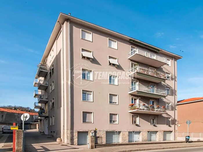 Appartamento trilocale in vendita in Via Filippo Turati, Como