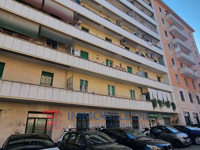 Appartamento trilocale in affitto in Via Torri in Sabina, Africano Villa Chigi, Roma
