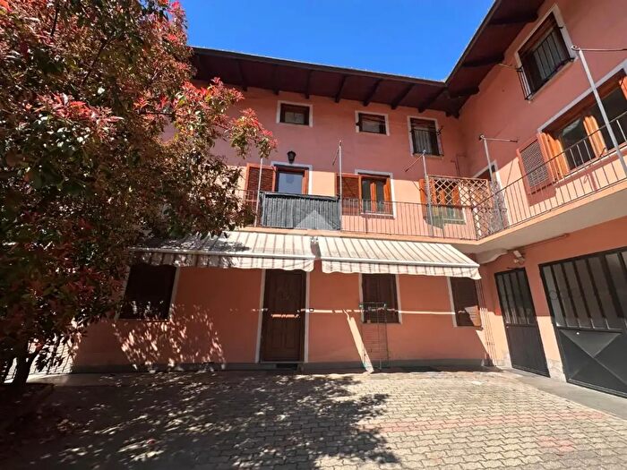 Appartamento bilocale in vendita in Via Marchini Francesco, Giaveno