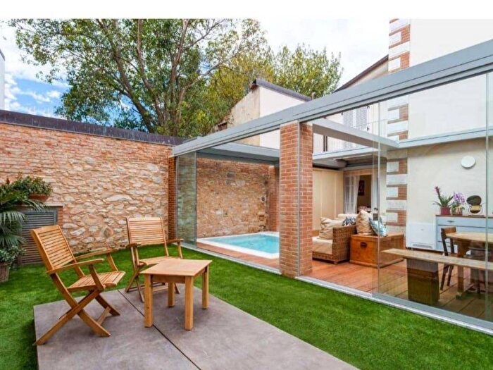 Casa con 6 locali in affitto in Duca DAosta, Centro, Forte dei Marmi