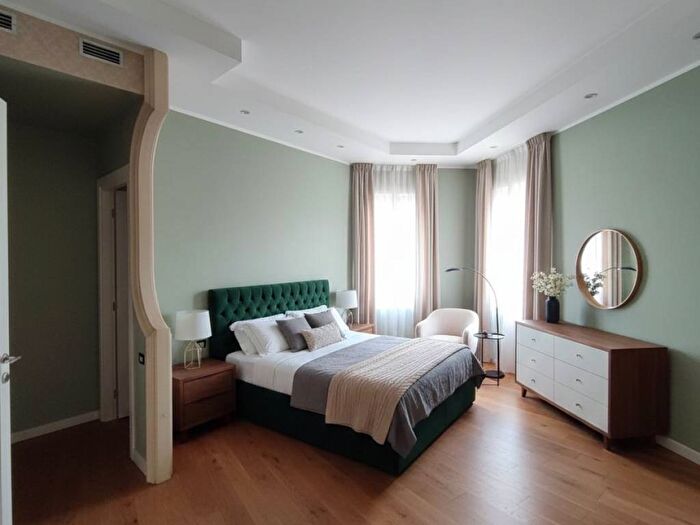 Appartamento quadrilocale in affitto in Corso Trieste, Caserta