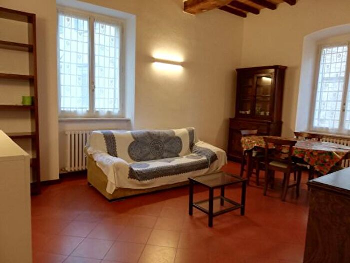 Appartamento trilocale in affitto in Via Ulisse Rocchi, Perugia