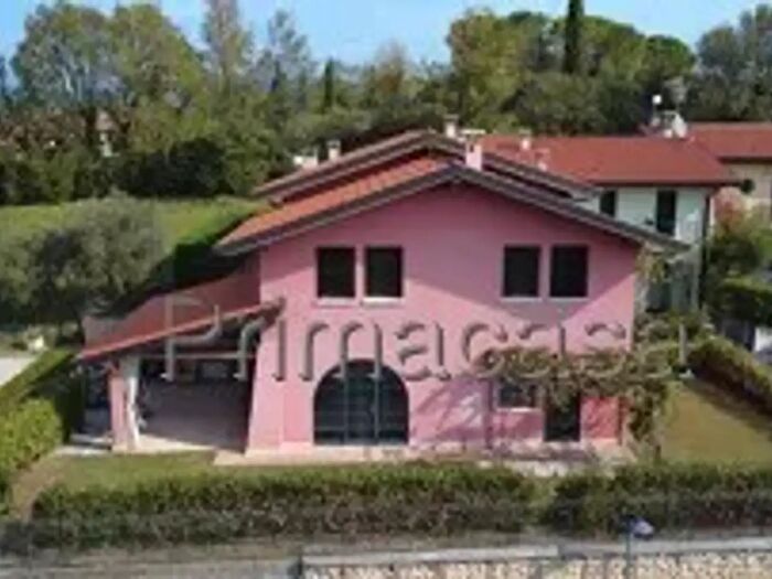 Casa con 5 locali in vendita in Via Molino, San Pietro In Cariano