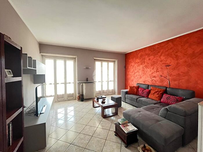 Casa con 5 locali in vendita in Via Bezzecca, San Mauro Torinese