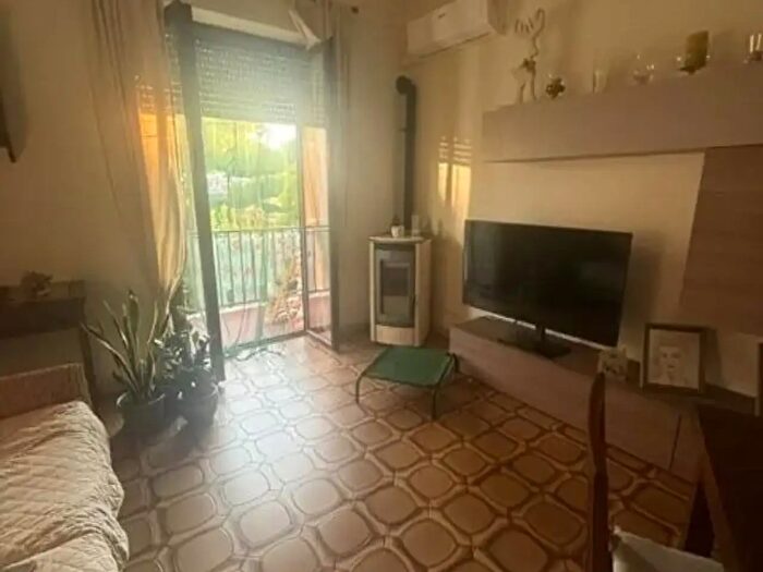 Appartamento quadrilocale in vendita in Carrara