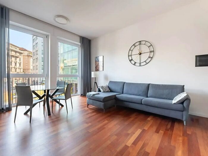 Appartamento in vendita in Via della Moscova, Milano