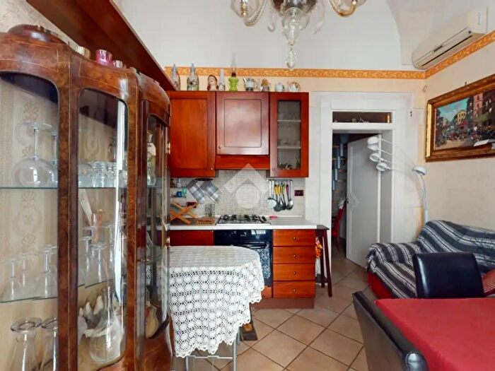 Appartamento quadrilocale in vendita in Via Fischietti, Martina Franca