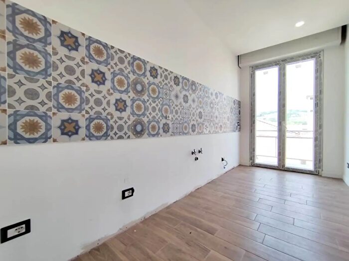 Appartamento con 5 locali in vendita in Terni