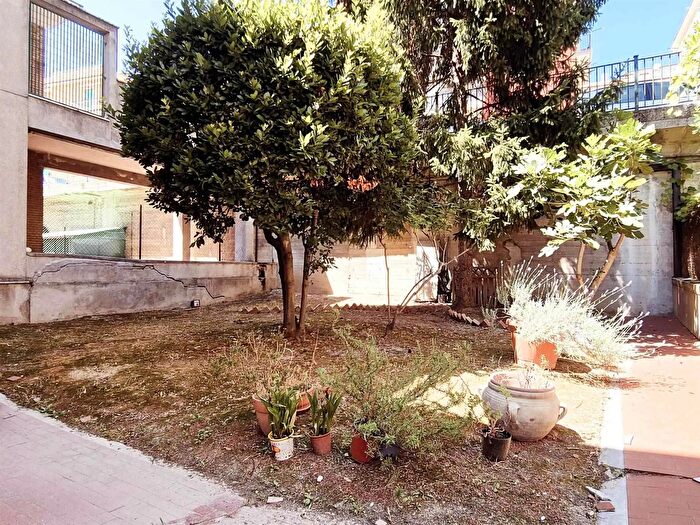 Appartamento quadrilocale in vendita in Ancona Zona Borgo Rodi, Ancona