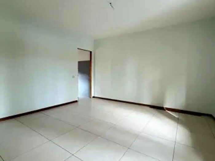 Appartamento bilocale in vendita in Via Piave, Romano Di Lombardia