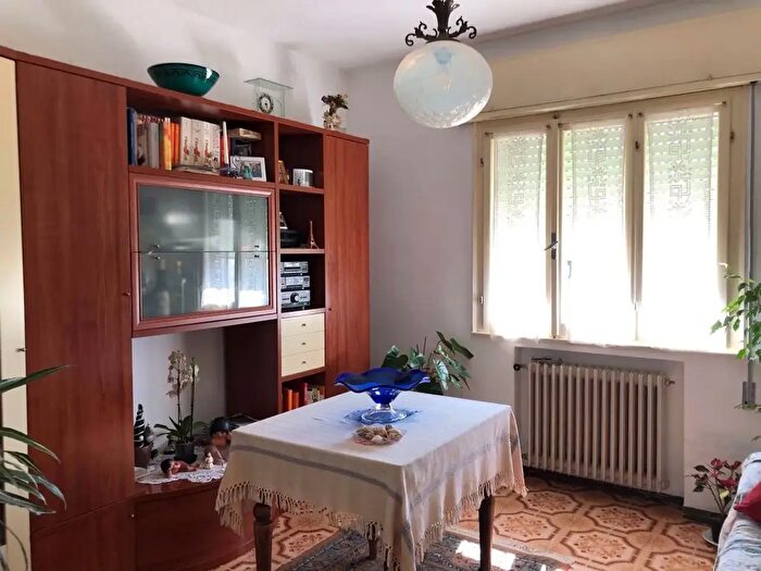 Casa con 8 locali in vendita in Papozze Via San Giacomo, Papozze